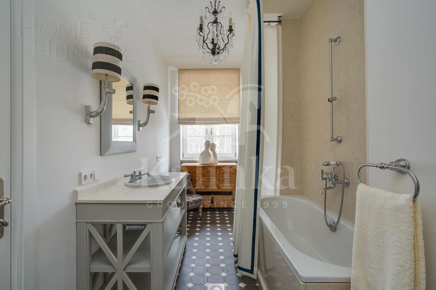 2-этажный коттедж 580 м² с отделкой