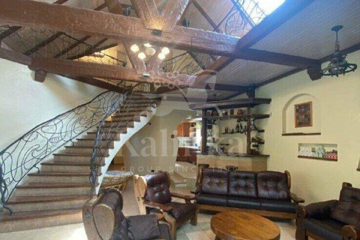 2-этажный коттедж 255 м² с отделкой