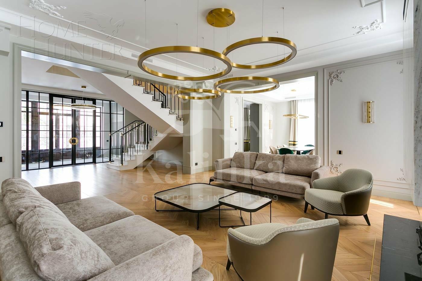 2-этажный коттедж 610 м² с отделкой