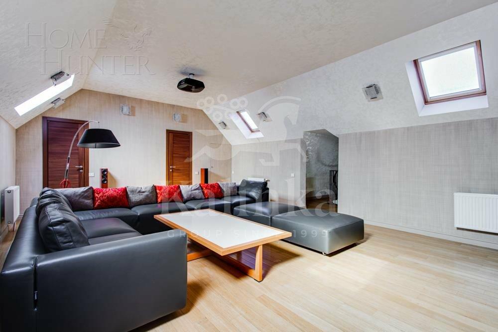 2-этажный коттедж 700 м² с отделкой