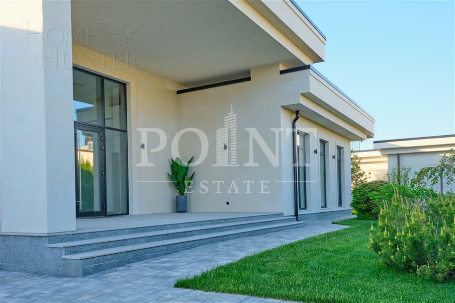 1-этажный коттедж 600 м² с отделкой