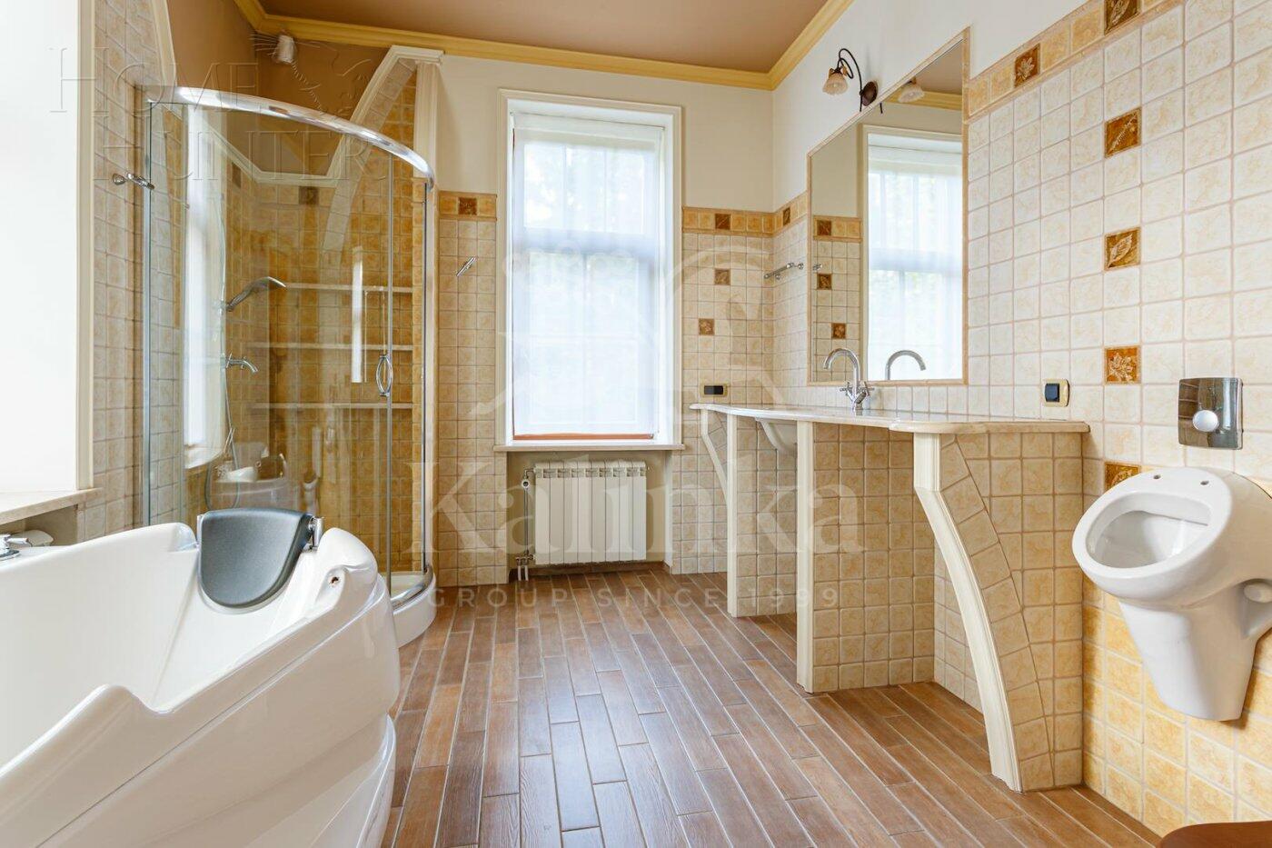 2-этажный коттедж 910 м² с отделкой