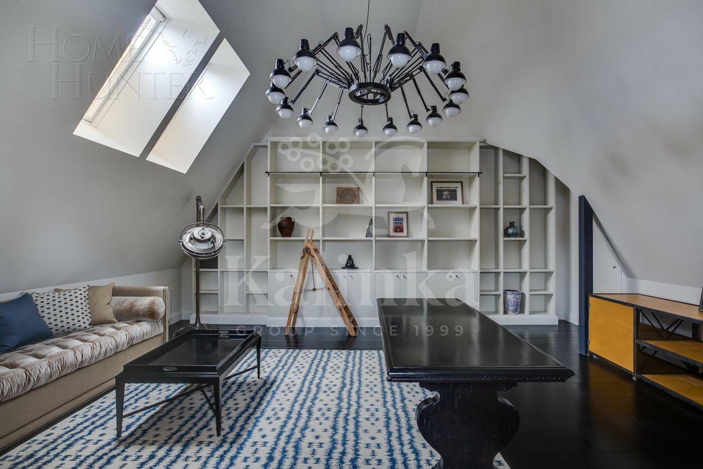 2-этажный коттедж 580 м² с отделкой