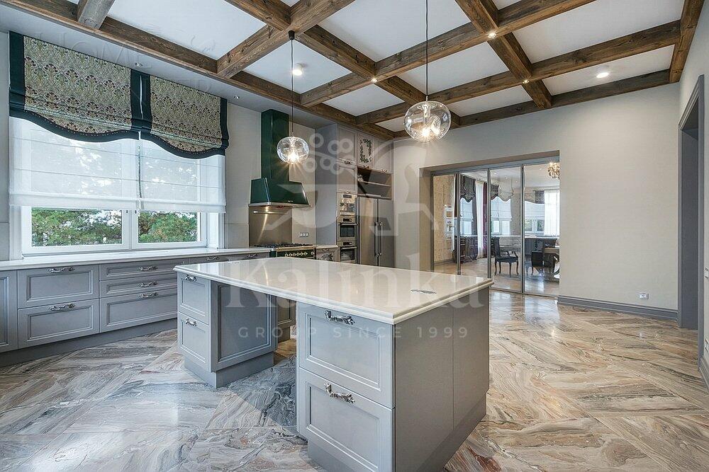 2-этажный коттедж 737 м² с отделкой