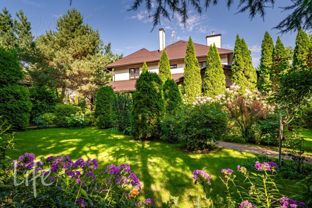 2-этажный коттедж 450 м² с отделкой