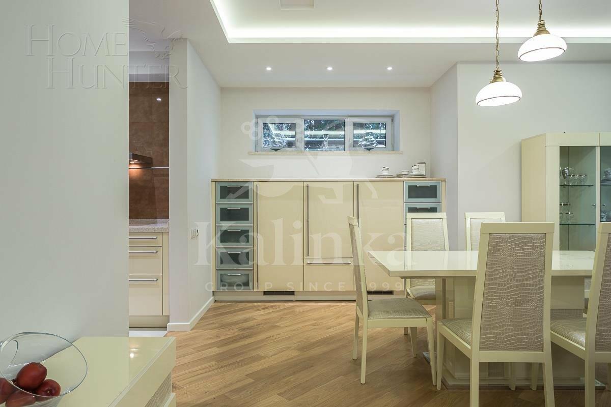 2-этажный таунхаус 205 м² с отделкой