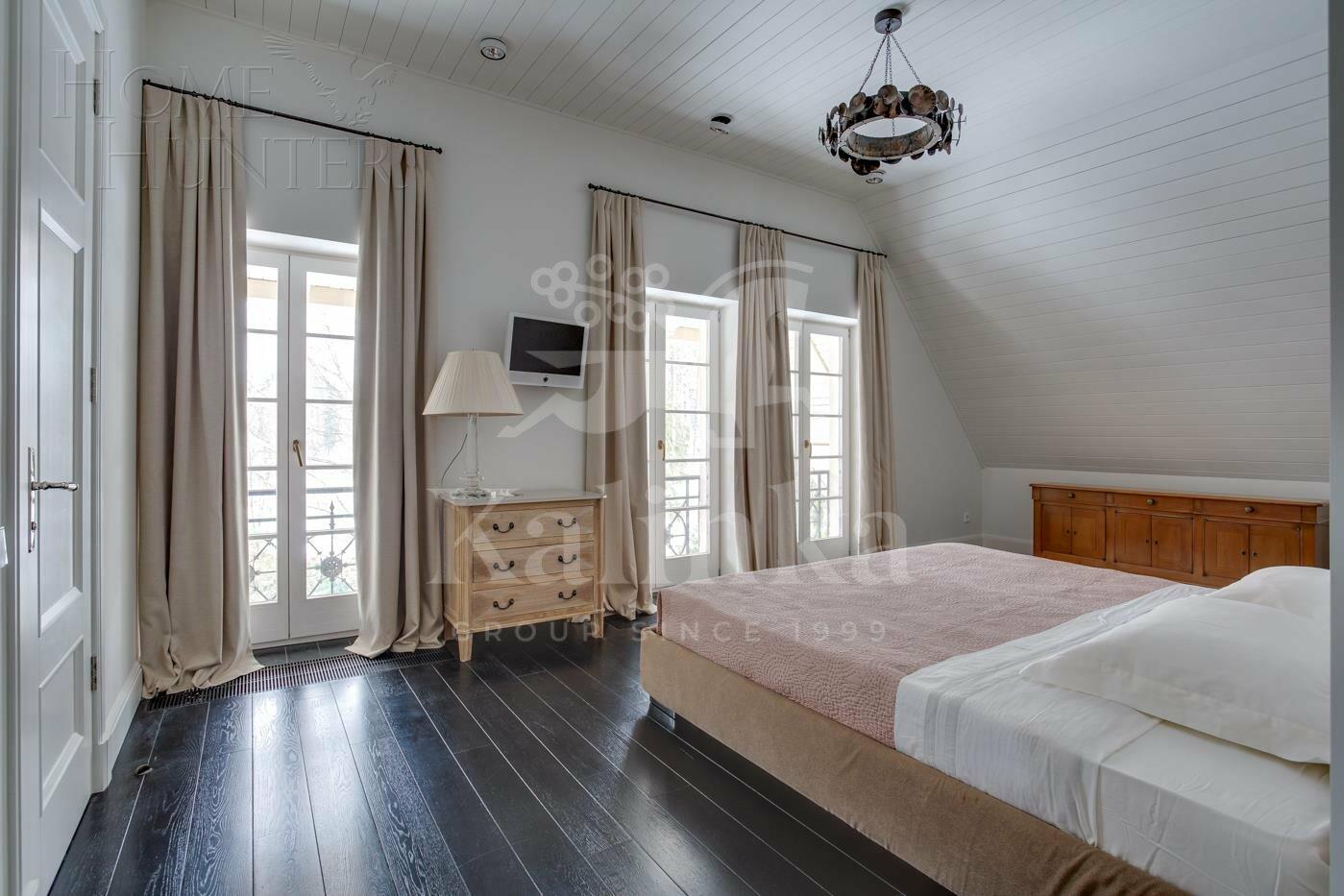 2-этажный коттедж 580 м² с отделкой