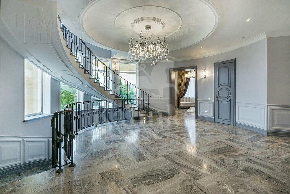 2-этажный коттедж 737 м² с отделкой