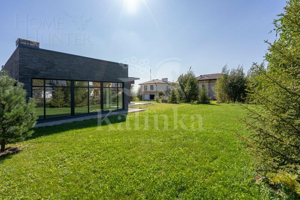 1-этажный коттедж 250 м² без отделки