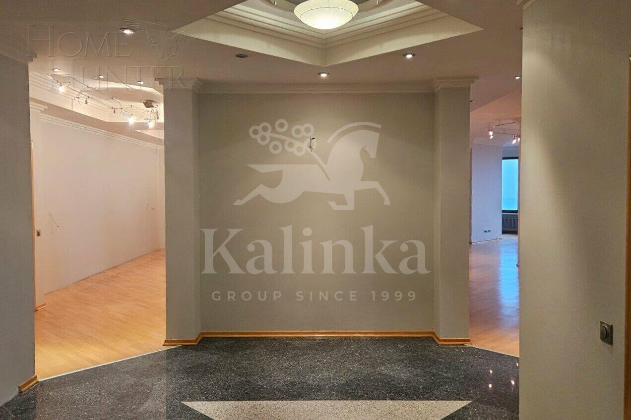 5-КОМН. КВАРТИРА С ОТДЕЛКОЙ 288.8 М² НА 9 ЭТАЖЕ