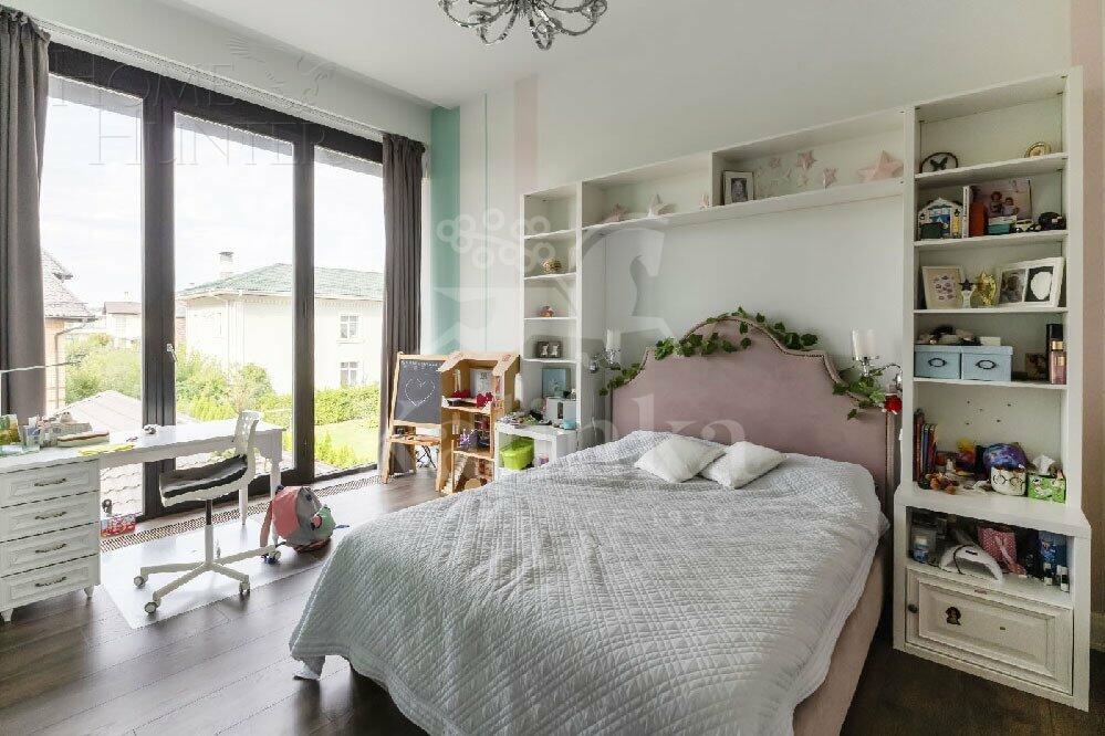 2-этажный коттедж 440 м² с отделкой