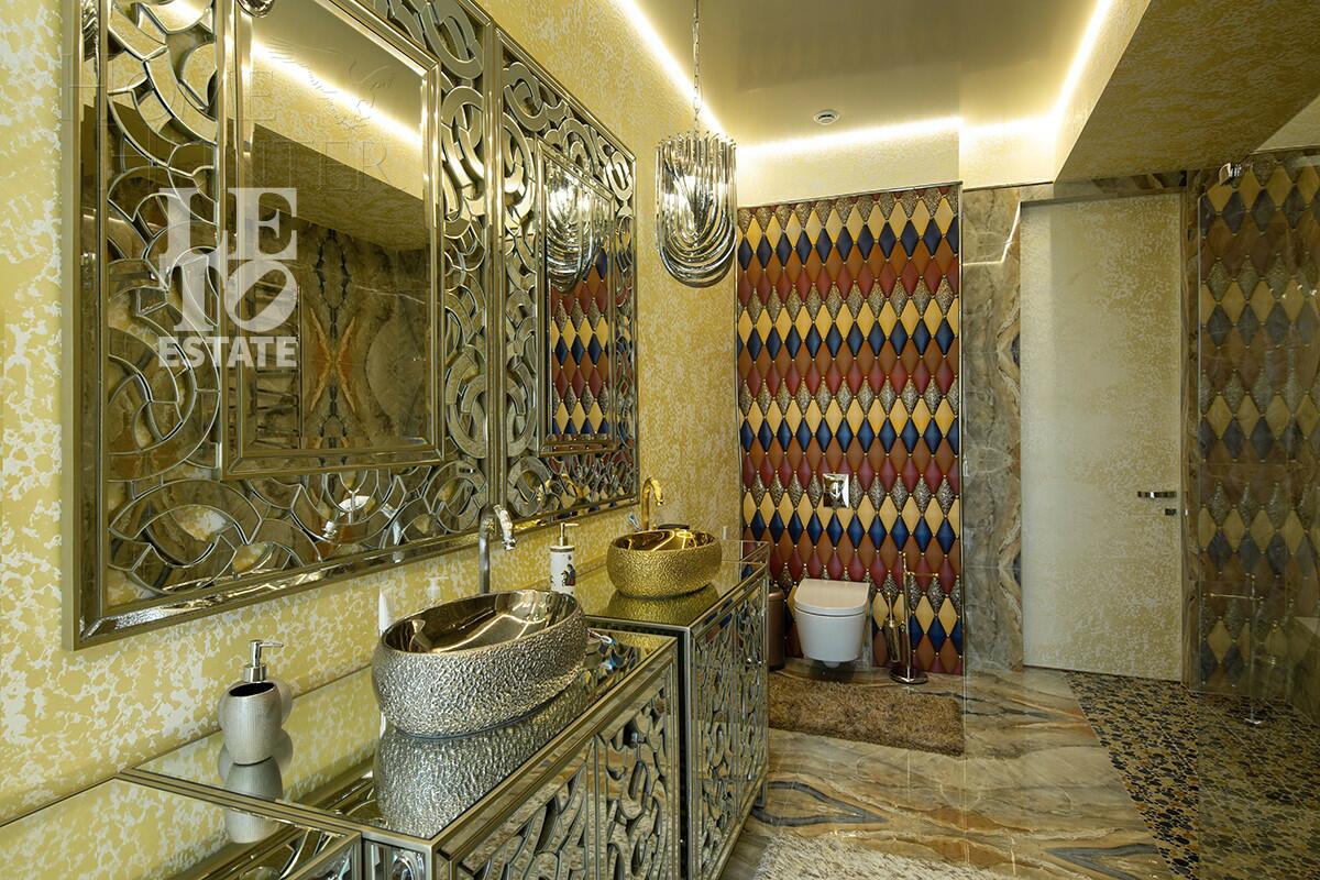 2-этажный коттедж 650 м² с отделкой