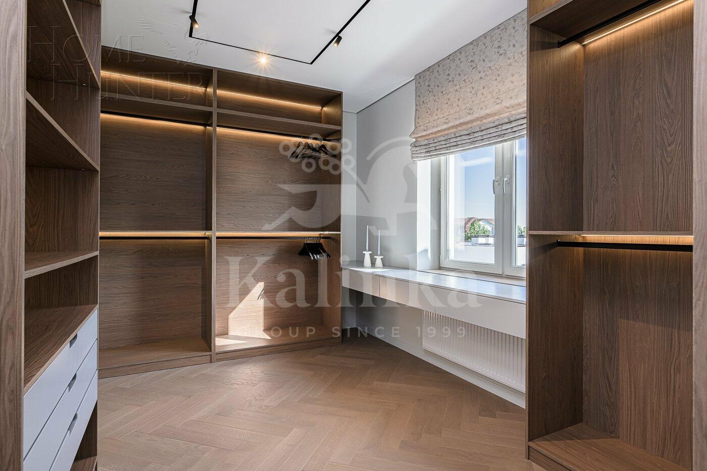 2-этажный коттедж 508.9 м² с отделкой