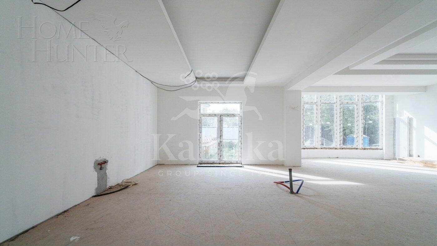 2-этажный коттедж 700 м² без отделки