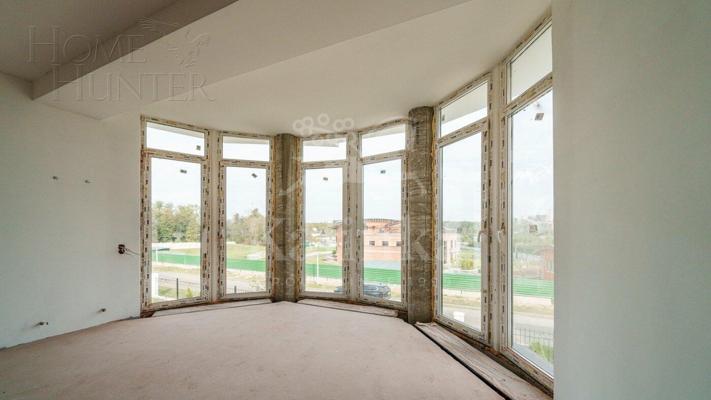 2-этажный коттедж 700 м² без отделки