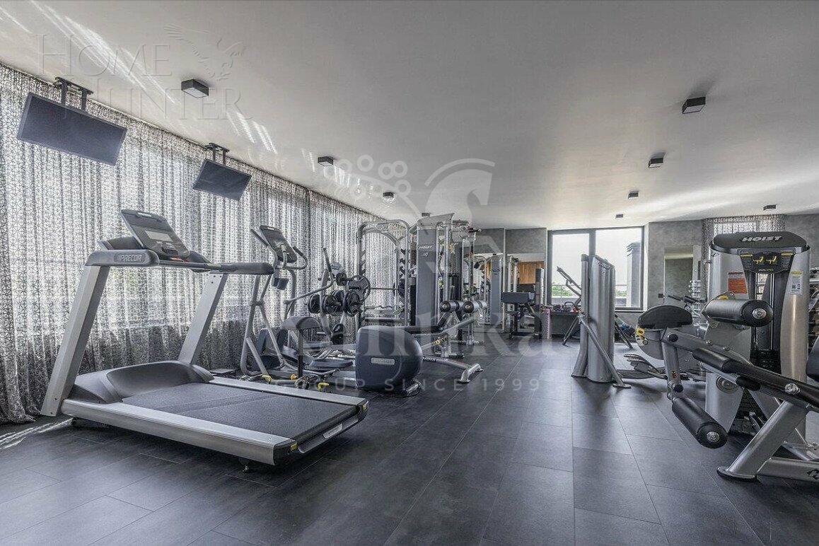 3-этажный коттедж 1 206 м² с отделкой