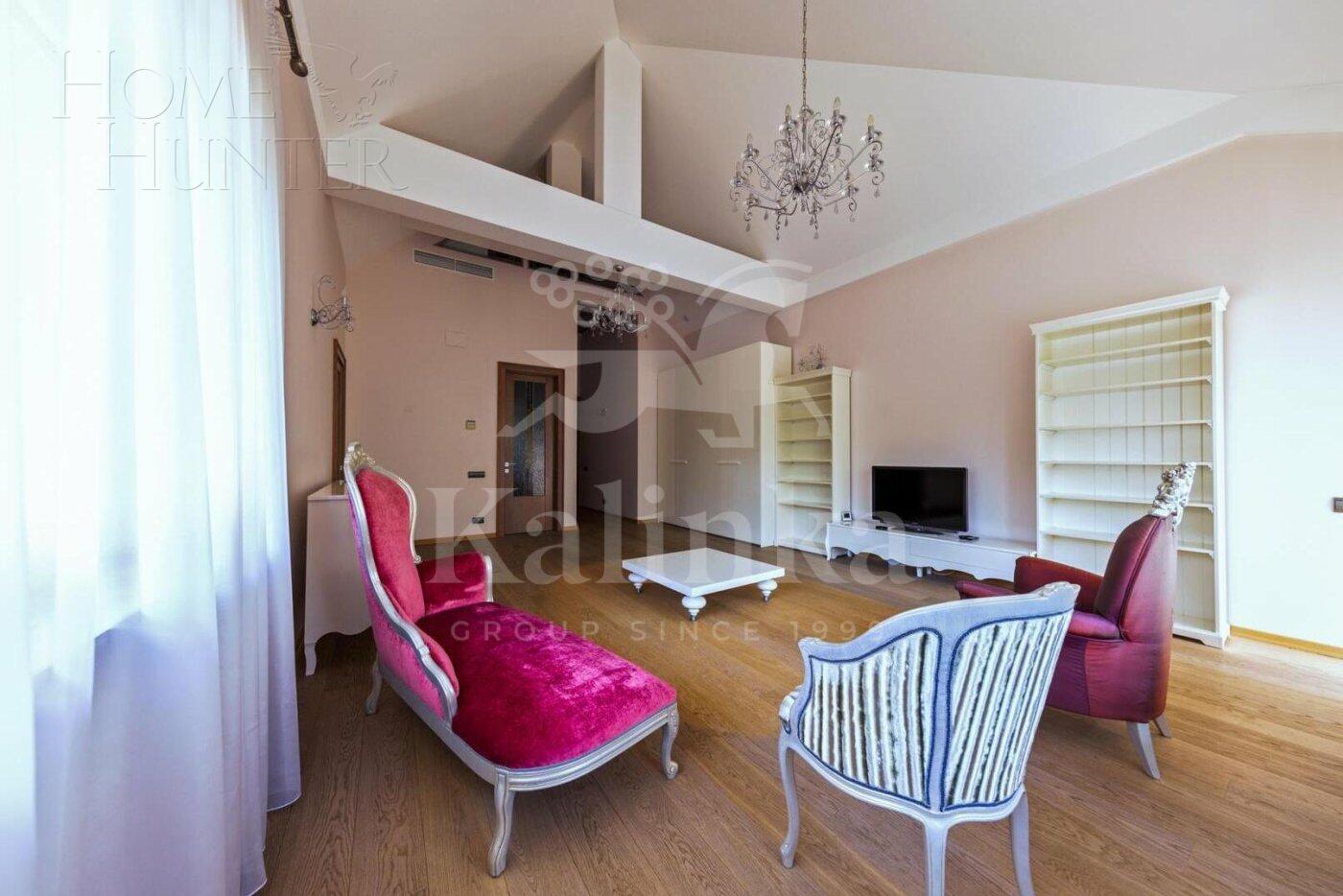 2-этажный коттедж 1 550 м² с отделкой