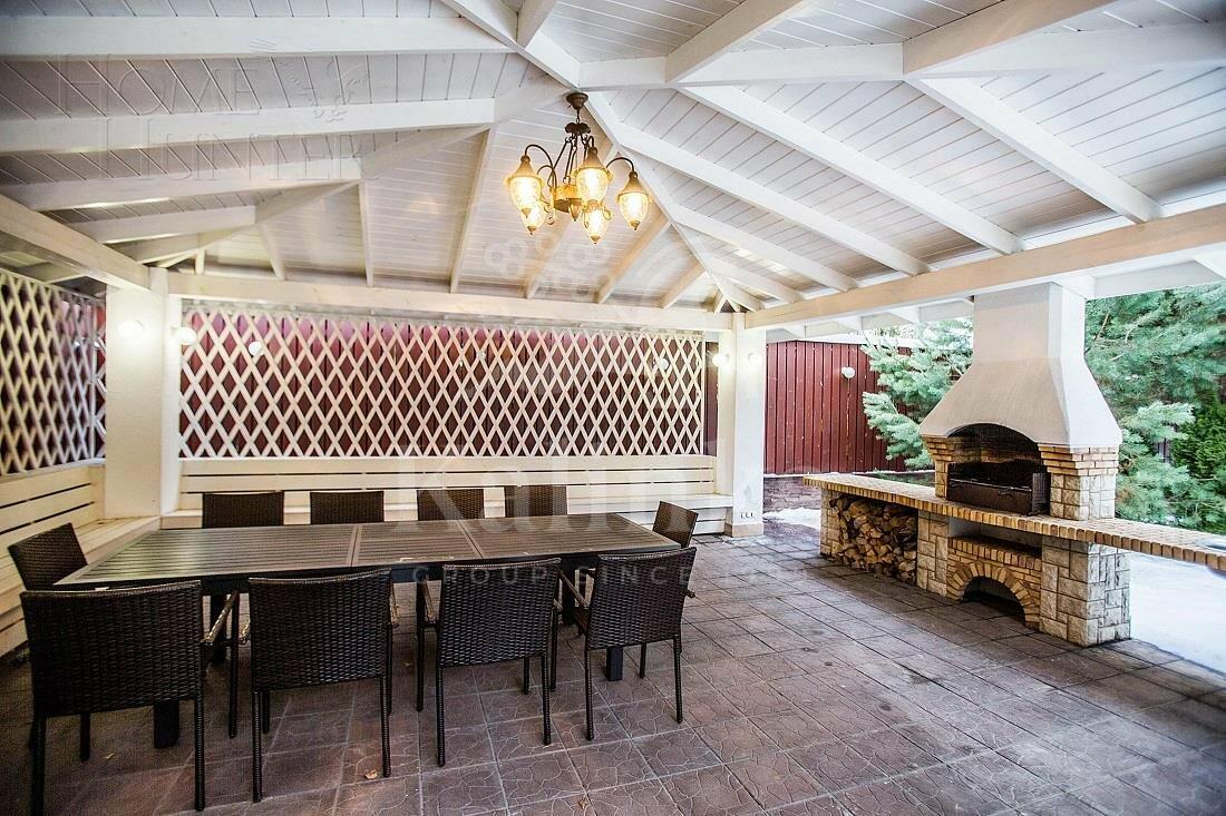 2-этажный коттедж 700 м² с отделкой