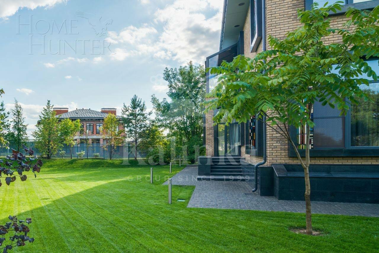 2-этажный коттедж 750 м² с отделкой