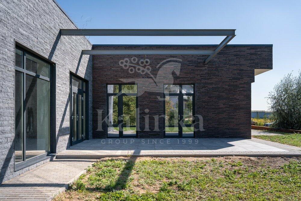 1-этажный коттедж 250 м² без отделки