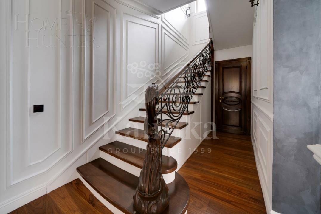 2-этажный коттедж 810 м² с отделкой