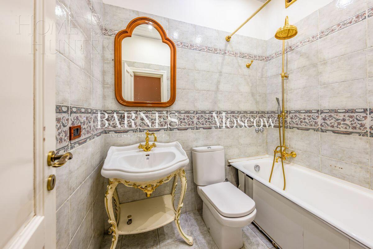 2-этажный коттедж 800 м² с отделкой