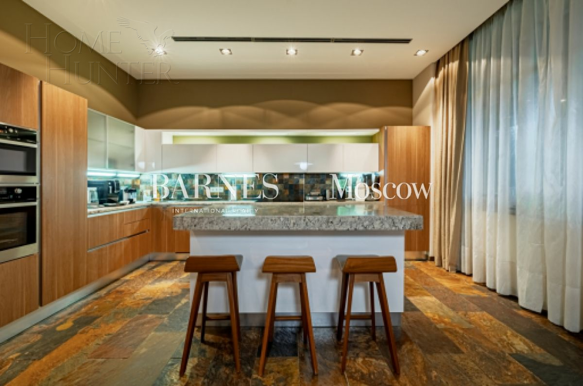 2-этажный коттедж 640 м² с отделкой