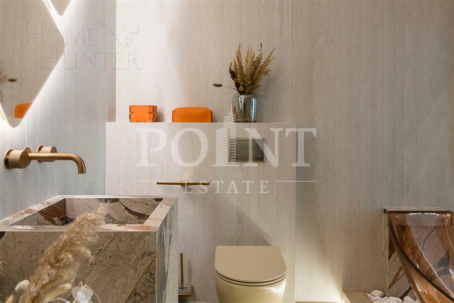 2-этажный коттедж 250 м² с отделкой