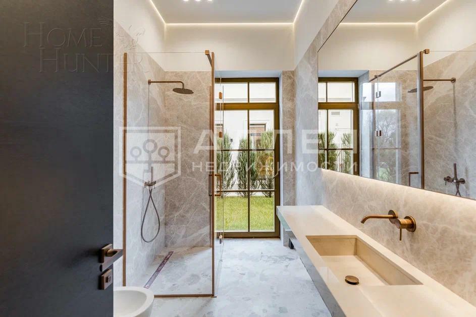 2-этажный коттедж 565 м² с отделкой