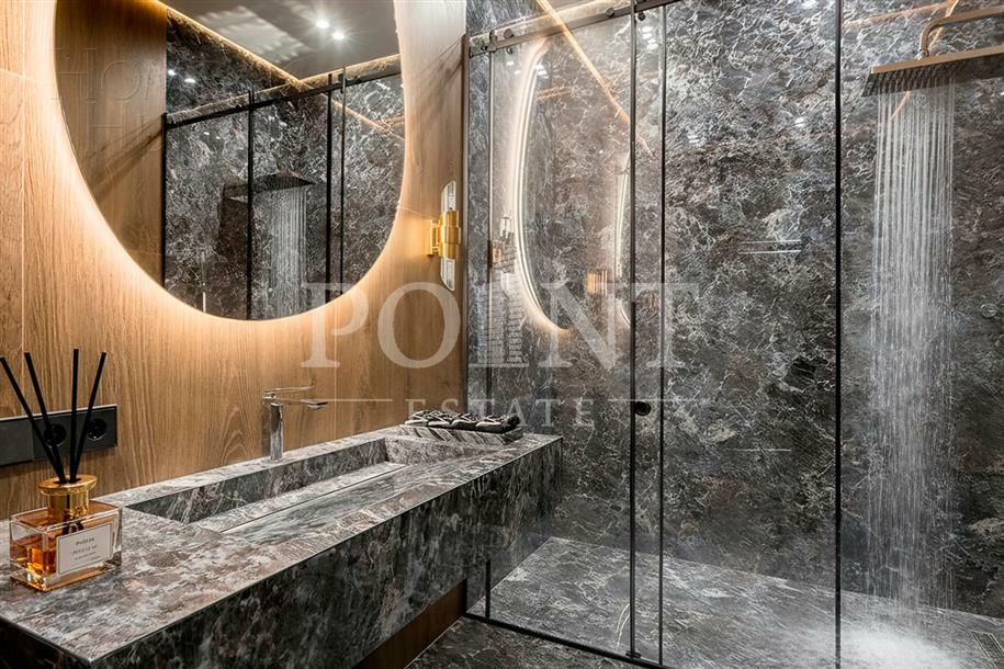 2-этажный коттедж 250 м² с отделкой