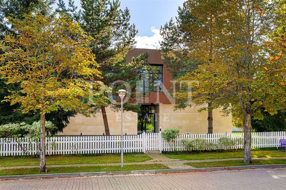 2-этажный коттедж 747 м² с отделкой