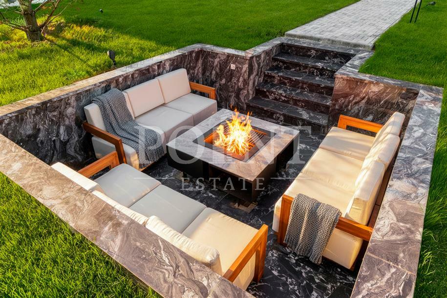 2-этажный коттедж 250 м² с отделкой