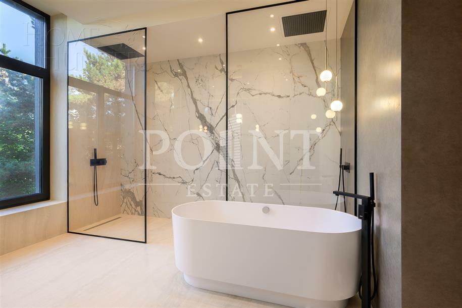 2-этажный коттедж 747 м² с отделкой