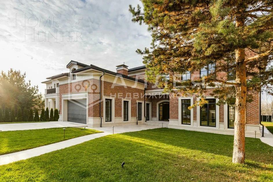 2-этажный коттедж 565 м² с отделкой