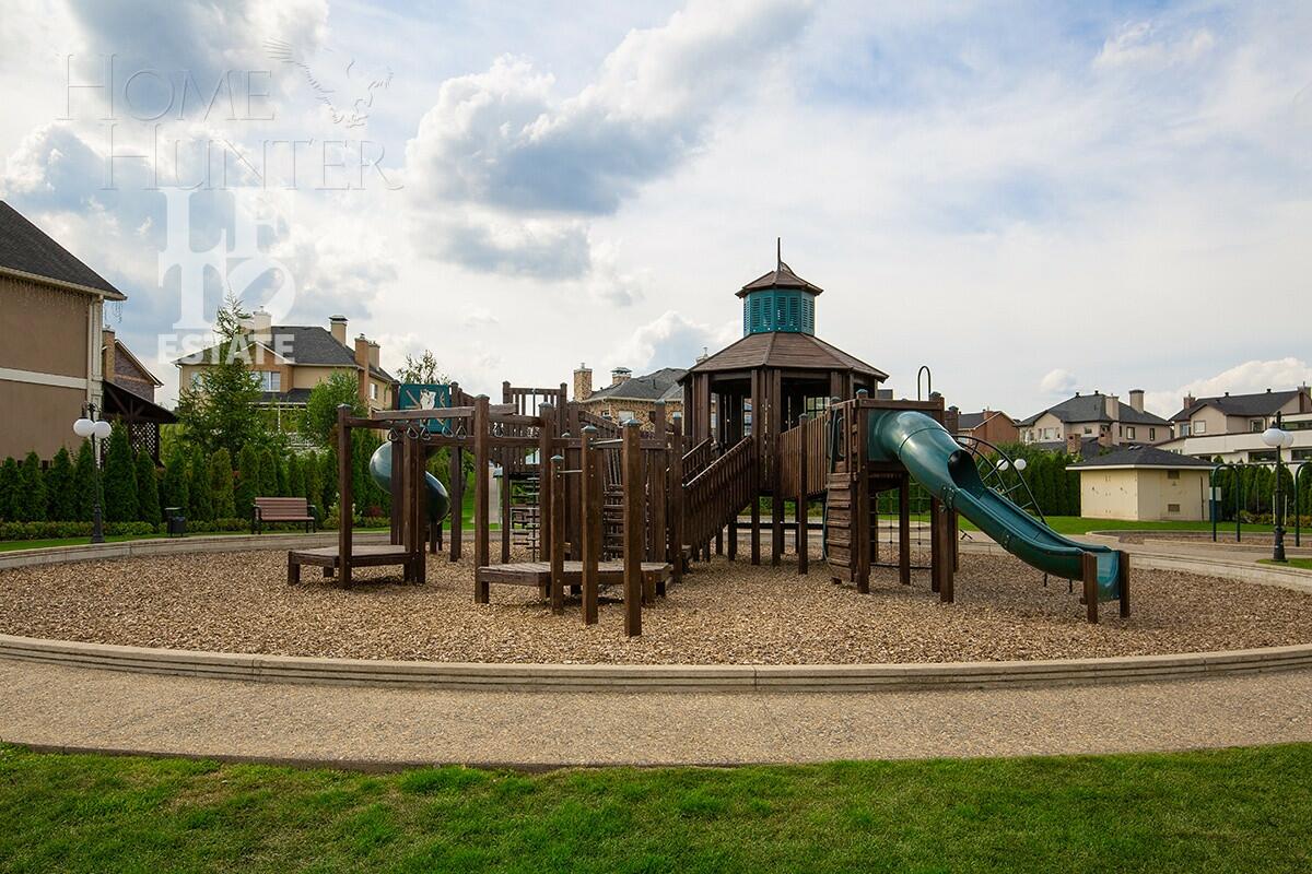 2-этажный коттедж 625 м² без отделки