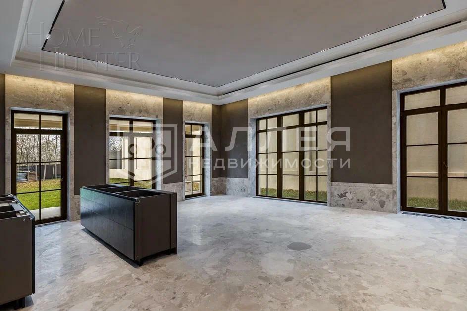 2-этажный коттедж 565 м² с отделкой