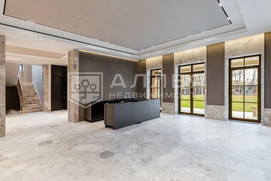 2-этажный коттедж 565 м² с отделкой