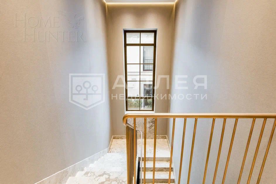 2-этажный коттедж 565 м² с отделкой