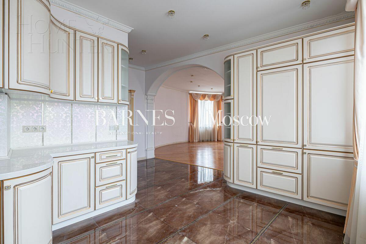 3-КОМН. КВАРТИРА С ОТДЕЛКОЙ 120.8 М² НА 9 ЭТАЖЕ