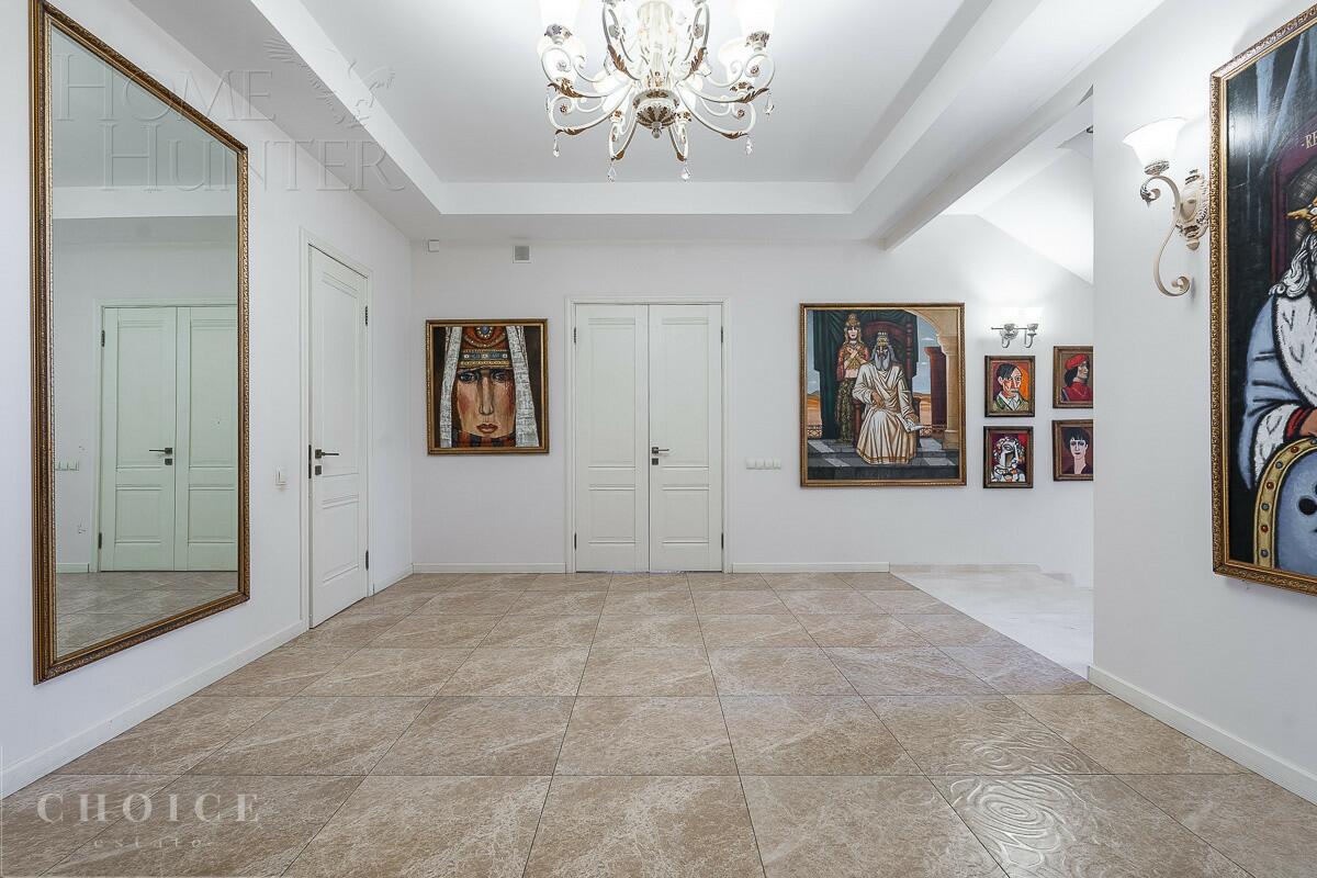 2-этажный коттедж 660 м² с отделкой