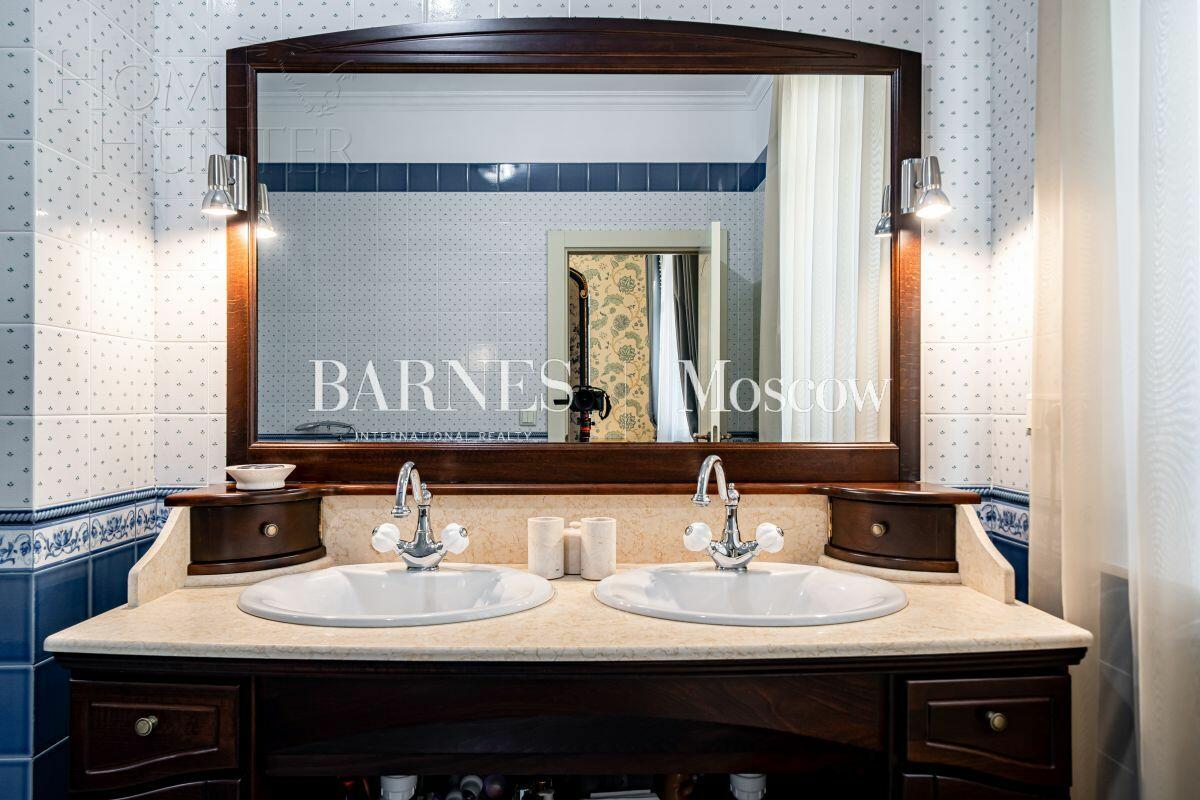 2-этажный коттедж 365 м² с отделкой