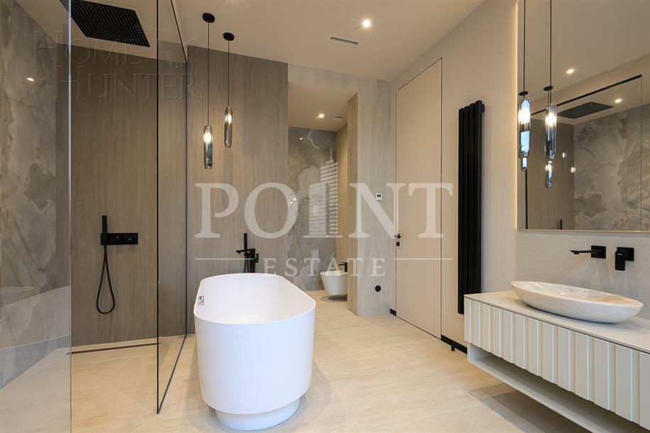 2-этажный коттедж 622 м² с отделкой