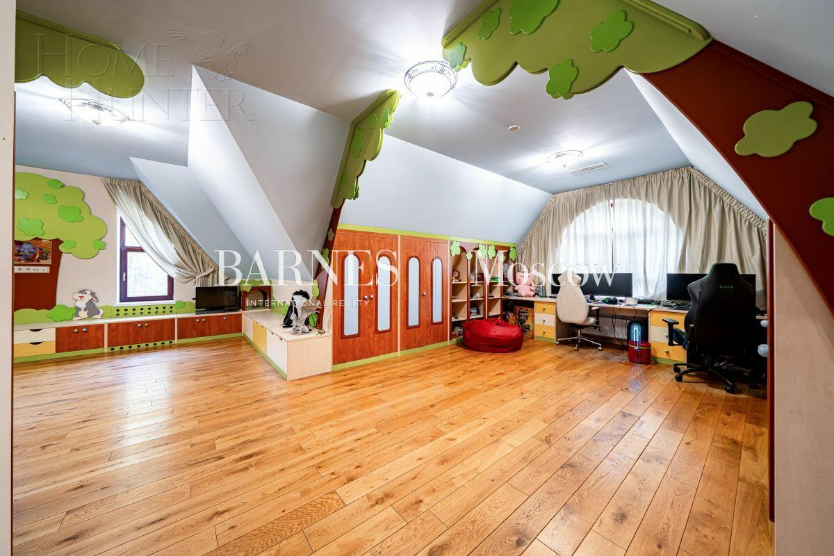 2-этажный коттедж 365 м² с отделкой