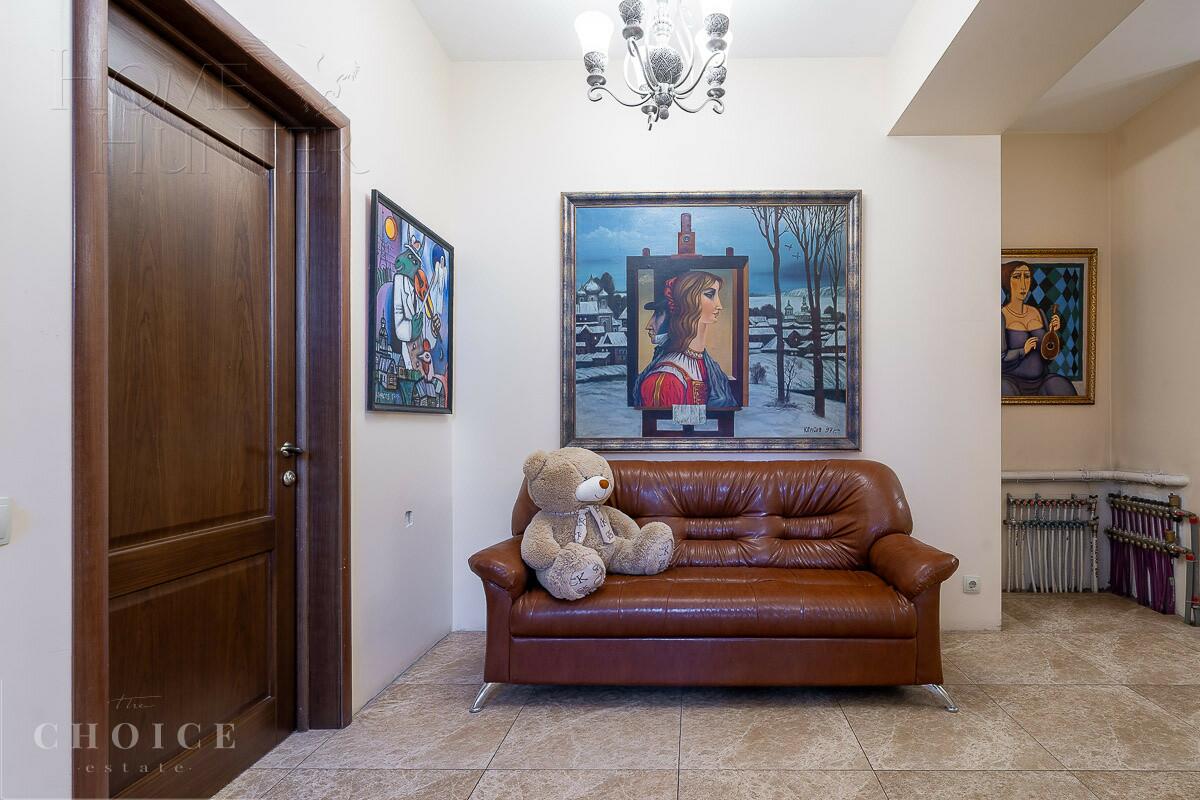 2-этажный коттедж 660 м² с отделкой