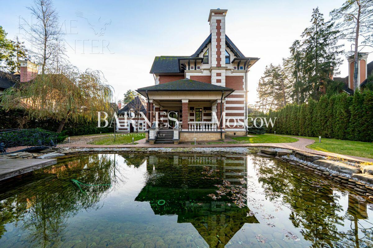 2-этажный коттедж 365 м² с отделкой