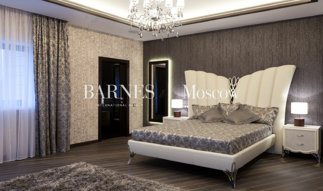 2-этажный коттедж 1 860 м² с отделкой