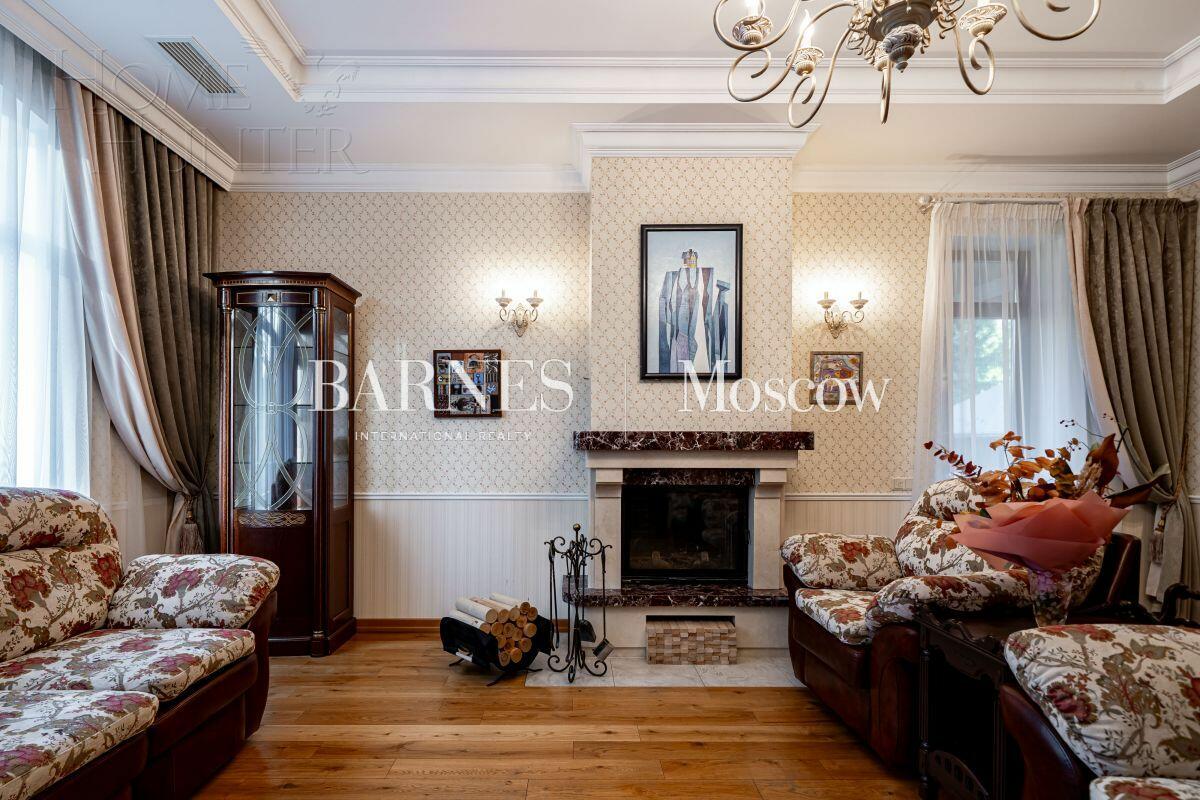 2-этажный коттедж 365 м² с отделкой