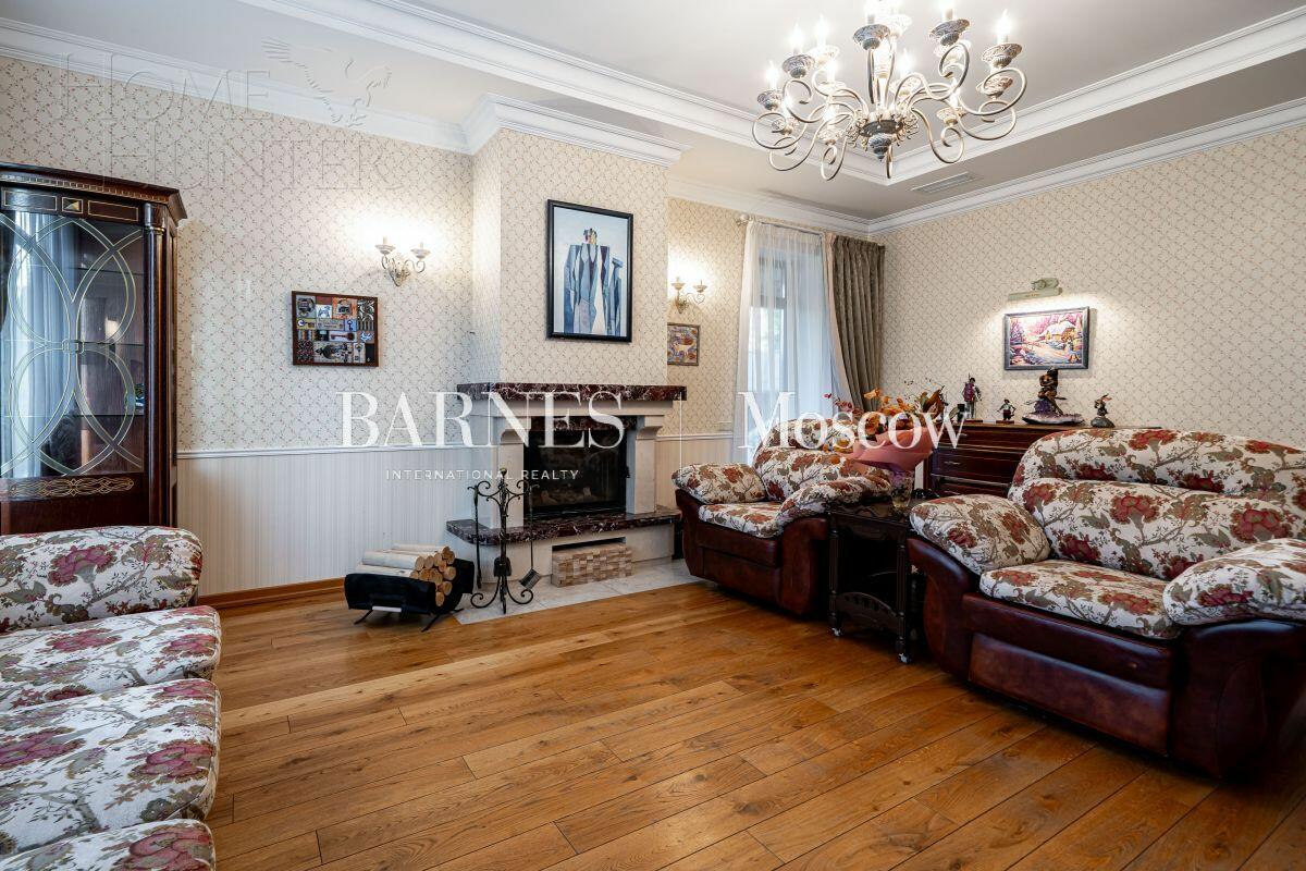 2-этажный коттедж 365 м² с отделкой