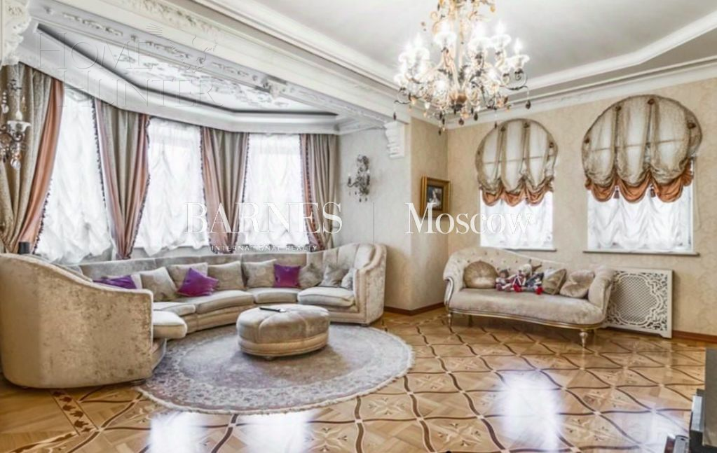 2-этажный коттедж 460 м² с отделкой