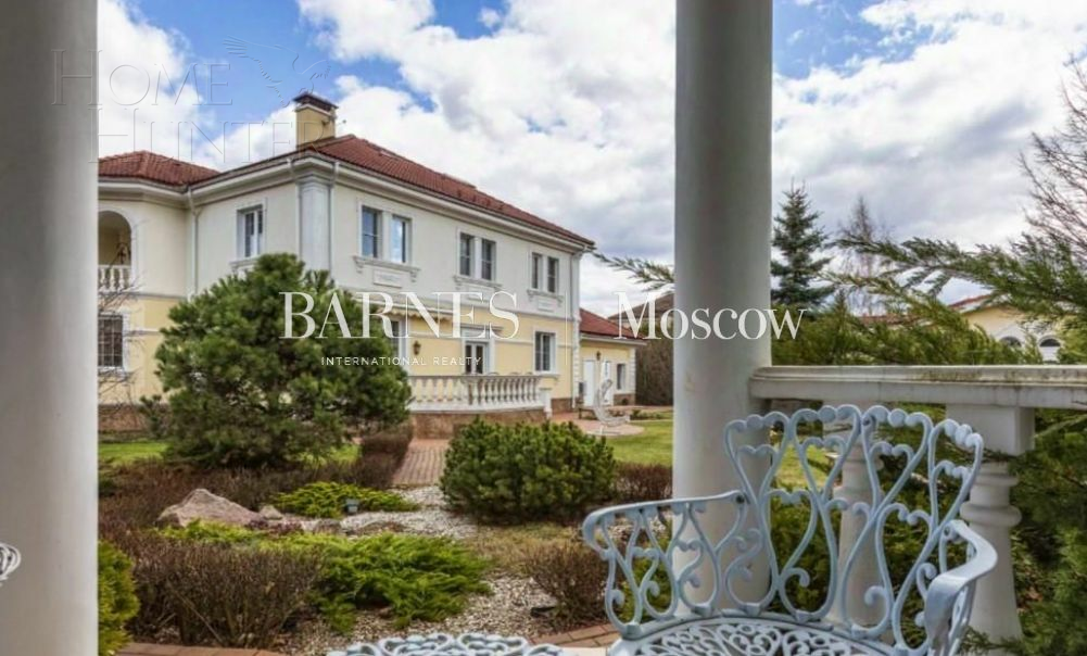 2-этажный коттедж 460 м² с отделкой